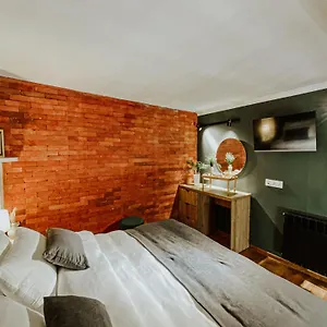 Luxury Duplex - Center Apartment